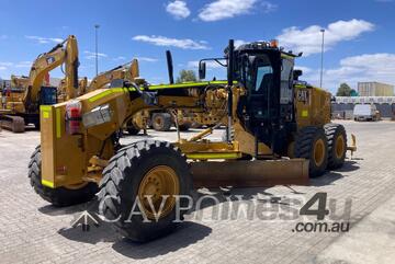 CAT 140-15 Motor Graders