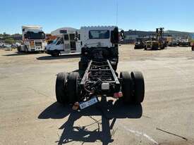 2014 Hino FE500 1426 Cab Chassis - picture0' - Click to enlarge