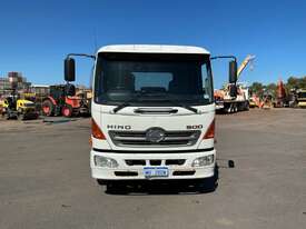 2014 Hino FE500 1426 Cab Chassis - picture0' - Click to enlarge