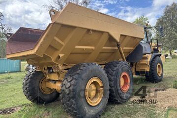 Hitachi AH300D 6x6 Articulated Dump Truck