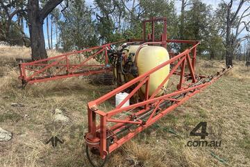 Hardi   18m Spray Boom