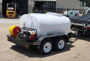 2024 KUBE FibreKUBE 2,000L Heavy Duty Water Trailer