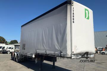 2009 Maxitrans ST3 Tri Axle Drop Deck Curtainsider Combination