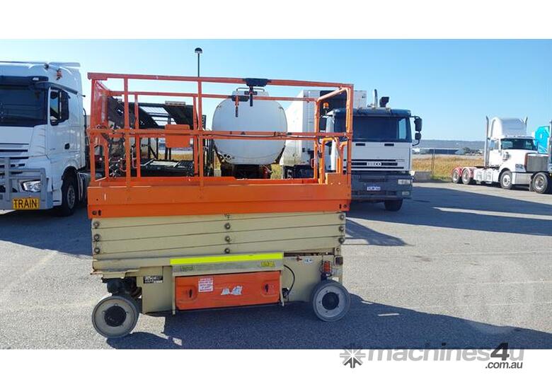 JLG 2646 ES