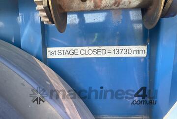 2018 Maxitrans ST3 45ft Tri Axle Flat Top Extendable B Trailer