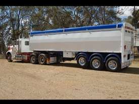 2014 NORTH STAR TRANSPORT EQUIPMENT GRAIN TIPPER - picture1' - Click to enlarge