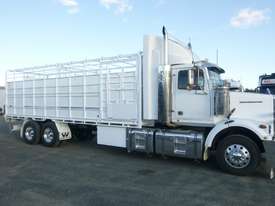 Western Star 4864FX Stock/Cattle crate Truck - picture0' - Click to enlarge