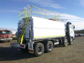 Mitsubishi FS Water truck Truck - picture2' - Click to enlarge