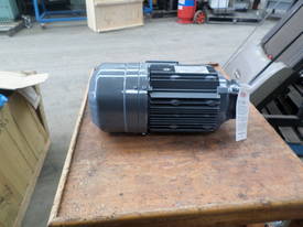Sew Eurodrive Electric Motor DRE100M4/FG/ES7C - picture1' - Click to enlarge