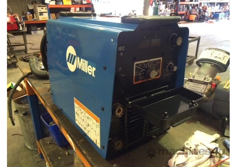caption Miller XMT350 Inverter Welder