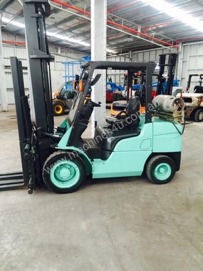 caption Used LPG Mitsubishi 3.5 tonne forklift