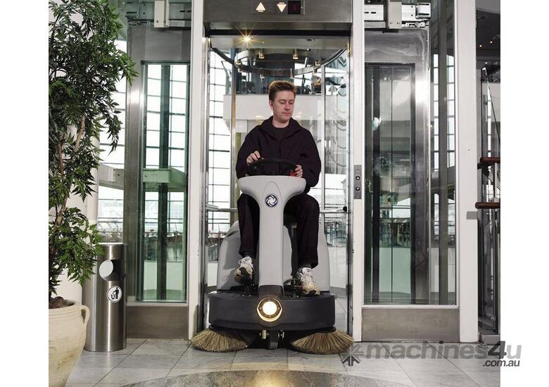 Click to view full size photos Nilfisk SR1000S Battery Ride On Sweeper inc 12 month warranty