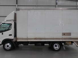 2006 Hino Dutro  - picture0' - Click to enlarge