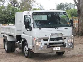 MITSUBISHI FUSO CANTER 715 TIPPER TRUCK - Hire - picture2' - Click to enlarge