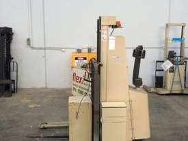 WALKIE STACKER - 1360KG LIFTING CAPACITY - picture0' - Click to enlarge