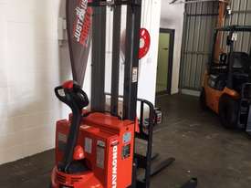 RAYMOND FORKLIFTS RAS25  - picture1' - Click to enlarge