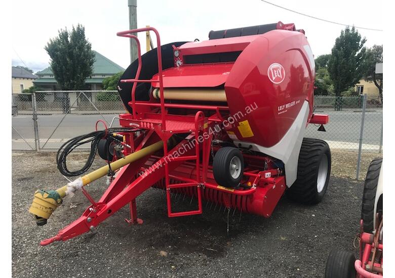 caption Lely RP445 Baler