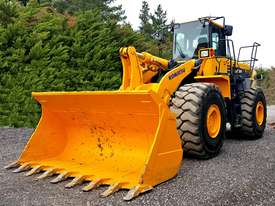 2015 Komatsu WA500-7 Articulated Wheel Loader - picture0' - Click to enlarge