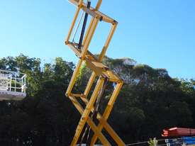 Haulotte Compact 12 - Electric Scissor Lift - picture0' - Click to enlarge