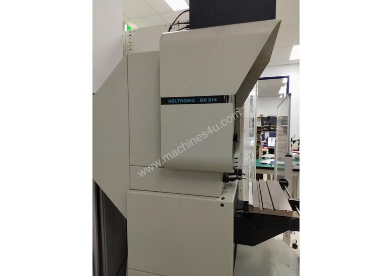 caption Deltronic Optical Comparator