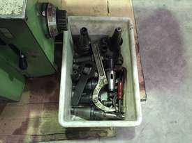 Used Do-All Anayak FV12B Bed Mill - picture2' - Click to enlarge