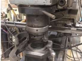 Punching and Copy-Nibbling Machine CS-15 - picture0' - Click to enlarge