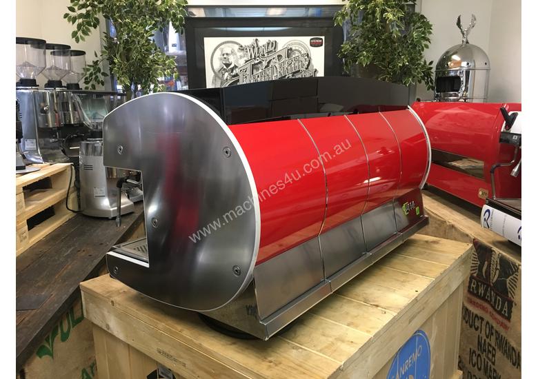 Click to view full size photos WEGA CONCEPT 3 GROUP ESPRESSO COFFEE MACHINE RED