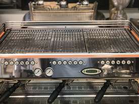LA MARZOCCO FB80 3 GROUP ESPRESSO COFFEE MACHINE ORANGE CAFE SPECIALTY BARISTA - picture2' - Click to enlarge