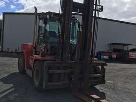 16.3T Diesel Counterbalance Forklift - picture1' - Click to enlarge