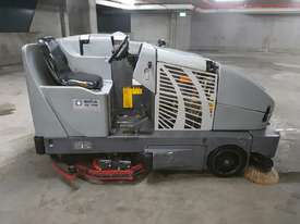 Nilkfisk CR1400 Sweeper/Scrubber  - picture0' - Click to enlarge