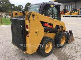 CATERPILLAR 226D Skid Steer Loaders - picture1' - Click to enlarge