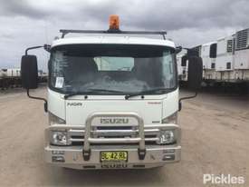 2011 Isuzu NQR450 MWB - picture1' - Click to enlarge