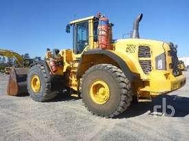 VOLVO L220G Wheel Loader - picture2' - Click to enlarge