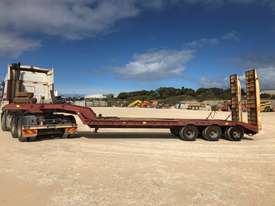 1979 AUSQUIP INDUSTRIES BOOMERANG TRI AXLE LOW LOADER - picture0' - Click to enlarge