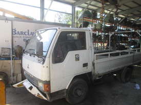1990 Mitsubishi Canter - Wrecking - Stock ID 1634 - picture0' - Click to enlarge