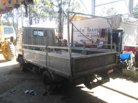 1990 Mitsubishi Canter - Wrecking - Stock ID 1634 - picture1' - Click to enlarge