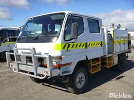 2001 Mitsubishi Canter FG637 - picture2' - Click to enlarge