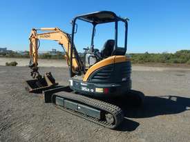 2012 Hyundai Robex R35Z-9 Rubber Tracks - picture0' - Click to enlarge