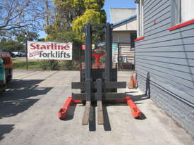 1.6 ton Cheap Walkie Electric Stacker - picture0' - Click to enlarge