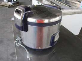 Cuckoo CR-3021 Rice Cooker - picture0' - Click to enlarge