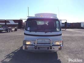 2010 Hino Dutro 300 Series 816 - picture1' - Click to enlarge
