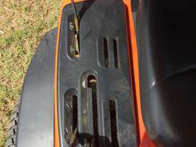 Kubota F3680 Out Front Mower - picture0' - Click to enlarge