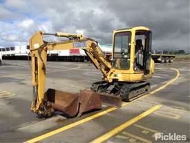Komatsu PC35R-8 - picture2' - Click to enlarge