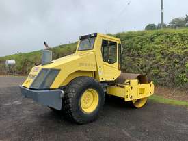 BOMAG BW 212D-3 SMOOTH DRUM ROLLER - picture2' - Click to enlarge