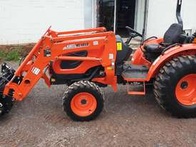 Kioti CK4210 tractor loader - picture1' - Click to enlarge