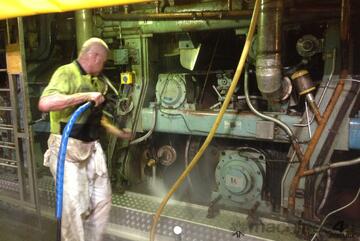 DIESEL HIGH PRESSURE CLEANER 3000 PSI