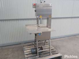 2015 Pacific 350 Meat Bandsaw - picture0' - Click to enlarge