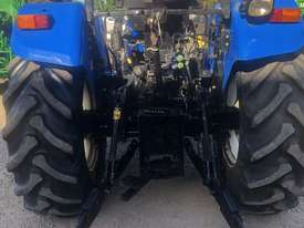New Holland Tractor TT4.90 - picture1' - Click to enlarge