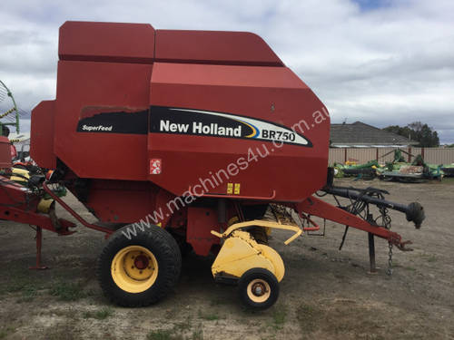 New Holland BR750 Round Baler Hay/Forage Equip