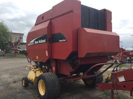 New Holland BR750 Round Baler Hay/Forage Equip - picture2' - Click to enlarge